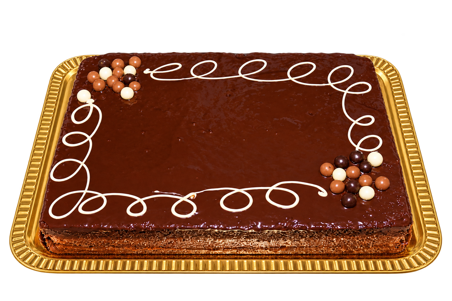Bizcocho Muerte por Chocolate cuadrado, cubierto de chocolate y decorado con hilos de chocolate blanco