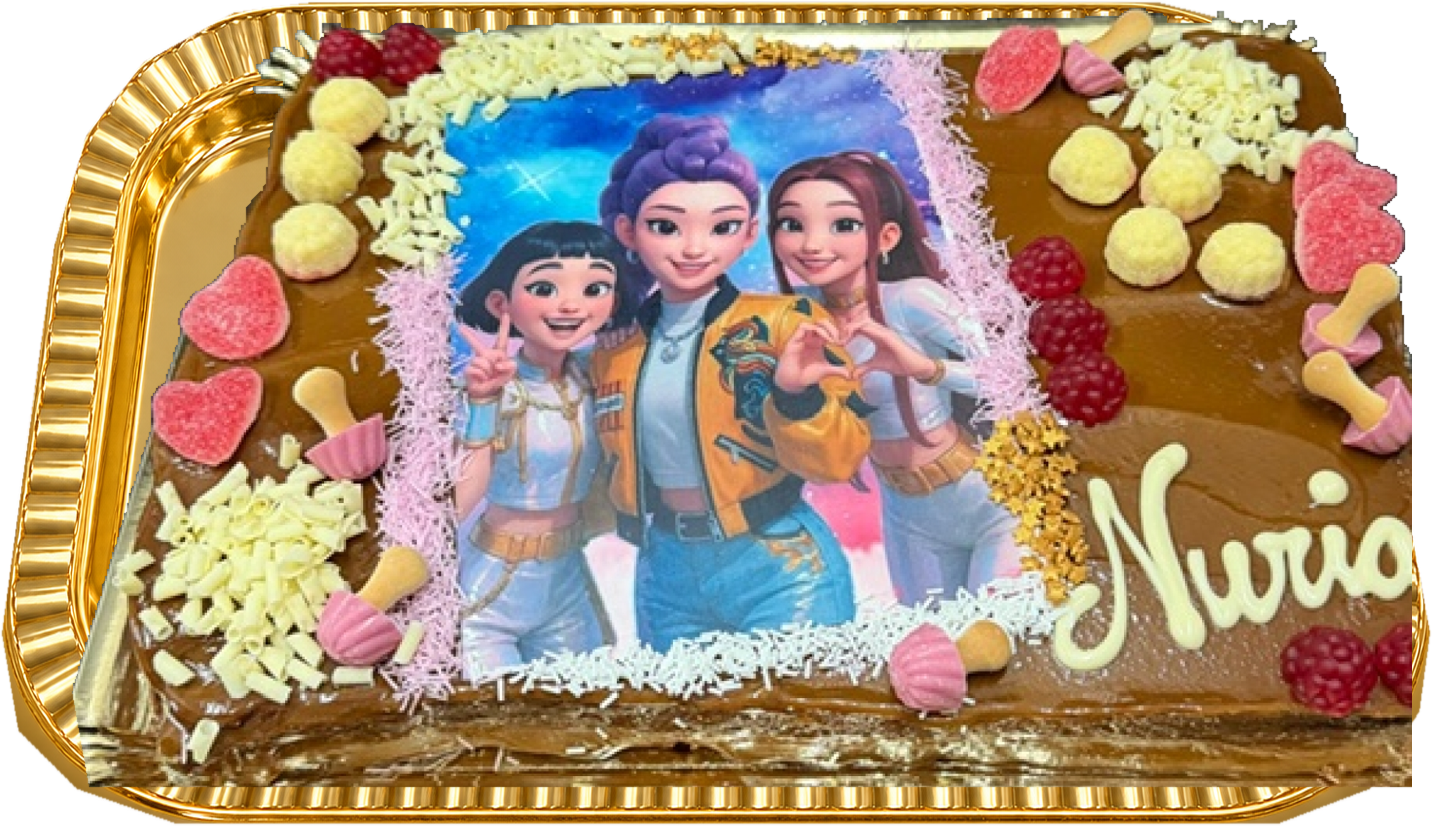 Tarta cumpleaños oblea Guerreras K-Pop