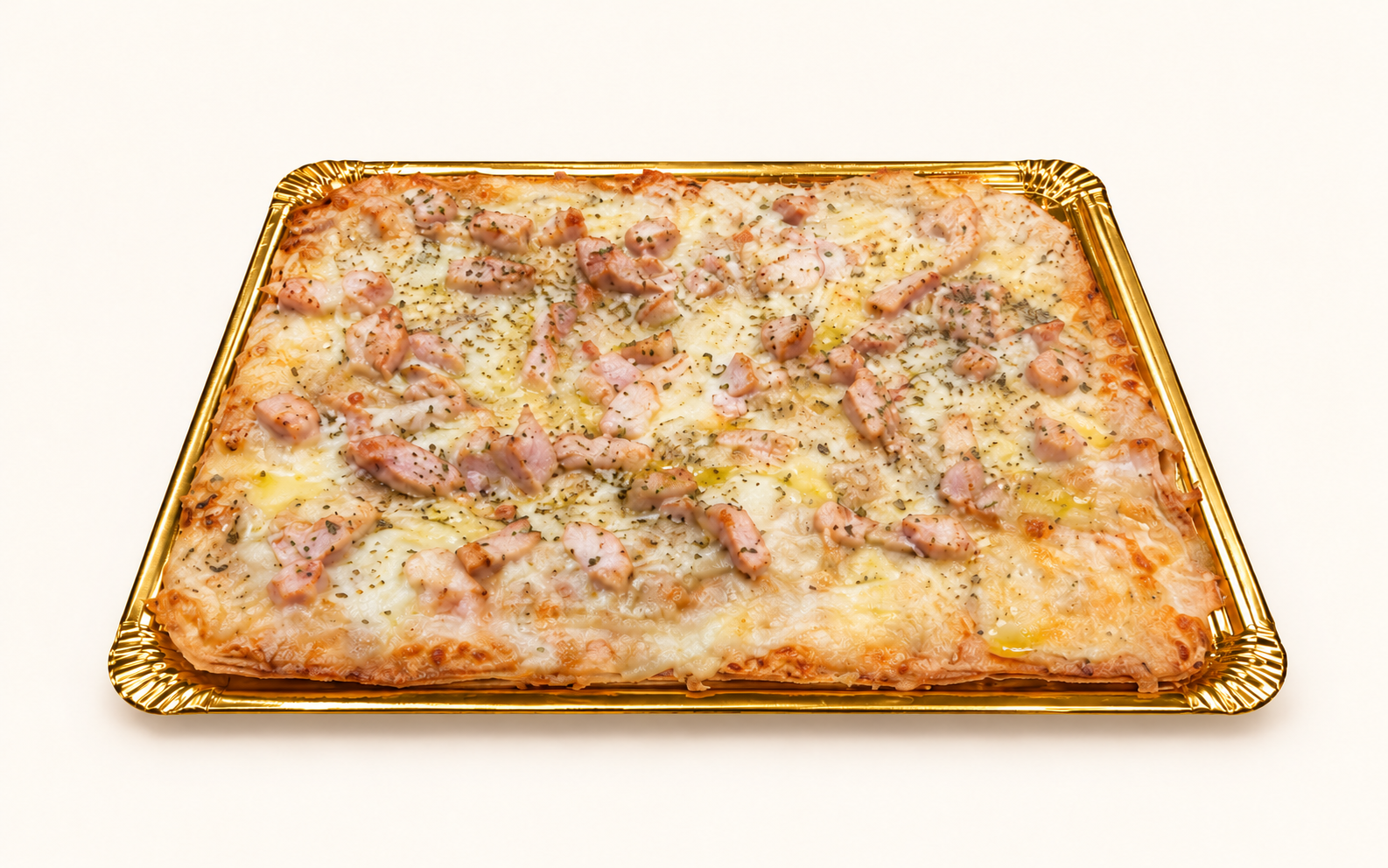 Bechamel y pollo, pizza con fondo crema claro