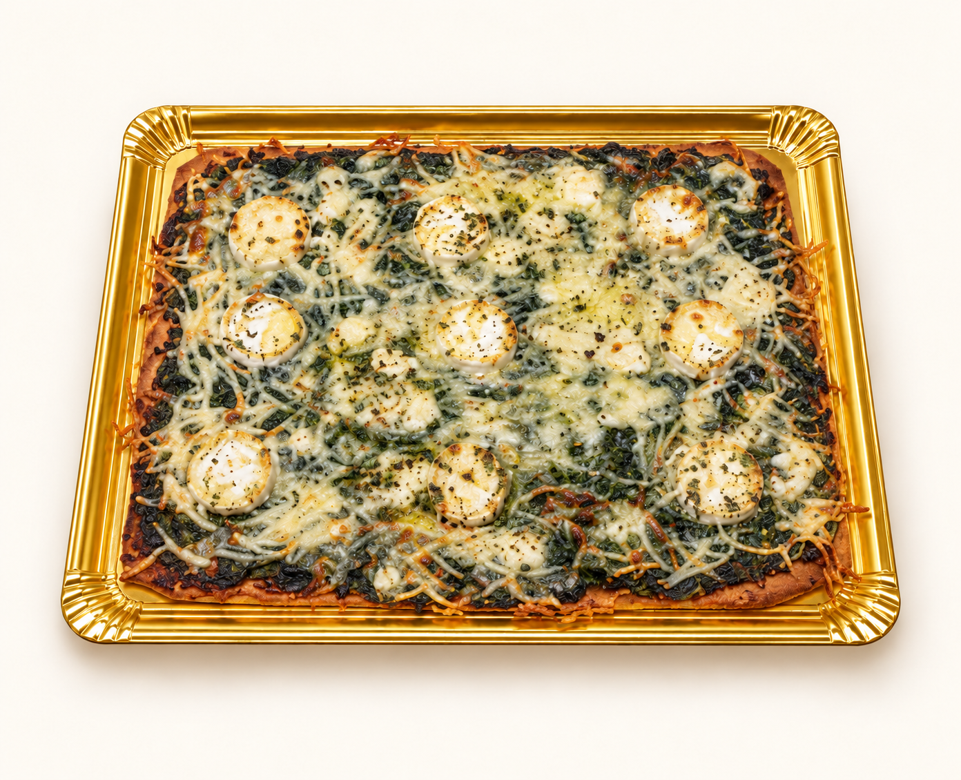 Espinacas y queso de cabra, pizza con fondo crema claro